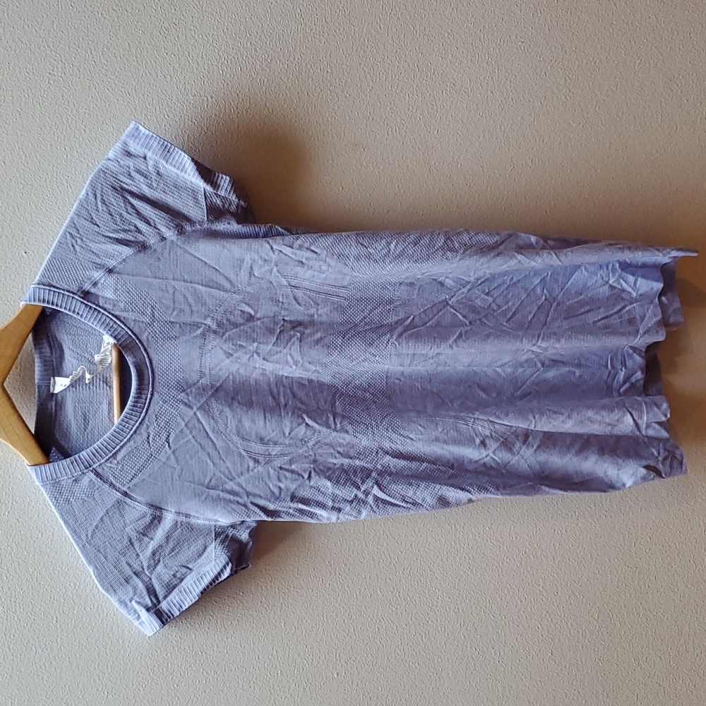 Lululemon blue top 6